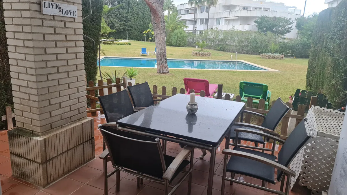 b3d51038-ae0a-47cf-873a-dd543dab9430