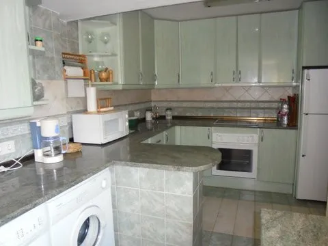 cb7e0f36-4670-461b-a108-a2a6c0395990