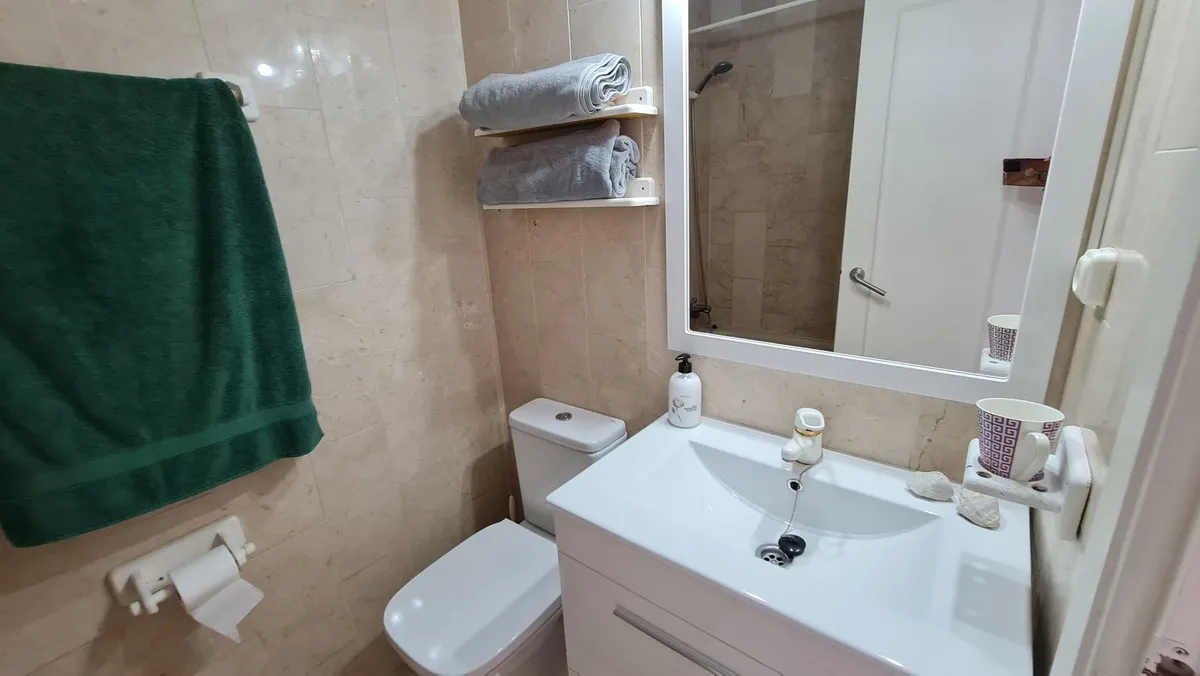 d5e0994f-c33b-441c-a2cb-7ecddb2655e4