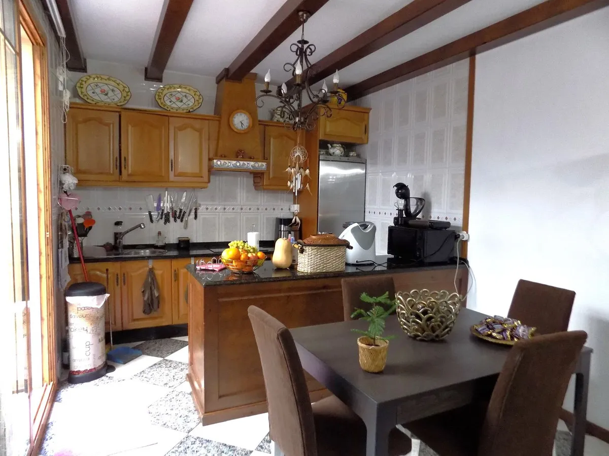 a29a76a2-e2f2-472f-a6e2-5144f888c566