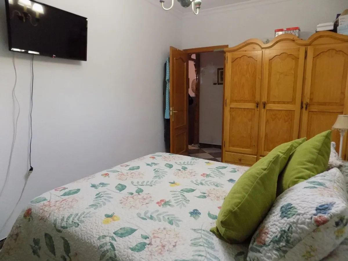 b1abfdb1-f9f0-4273-9957-25d561d4e06f