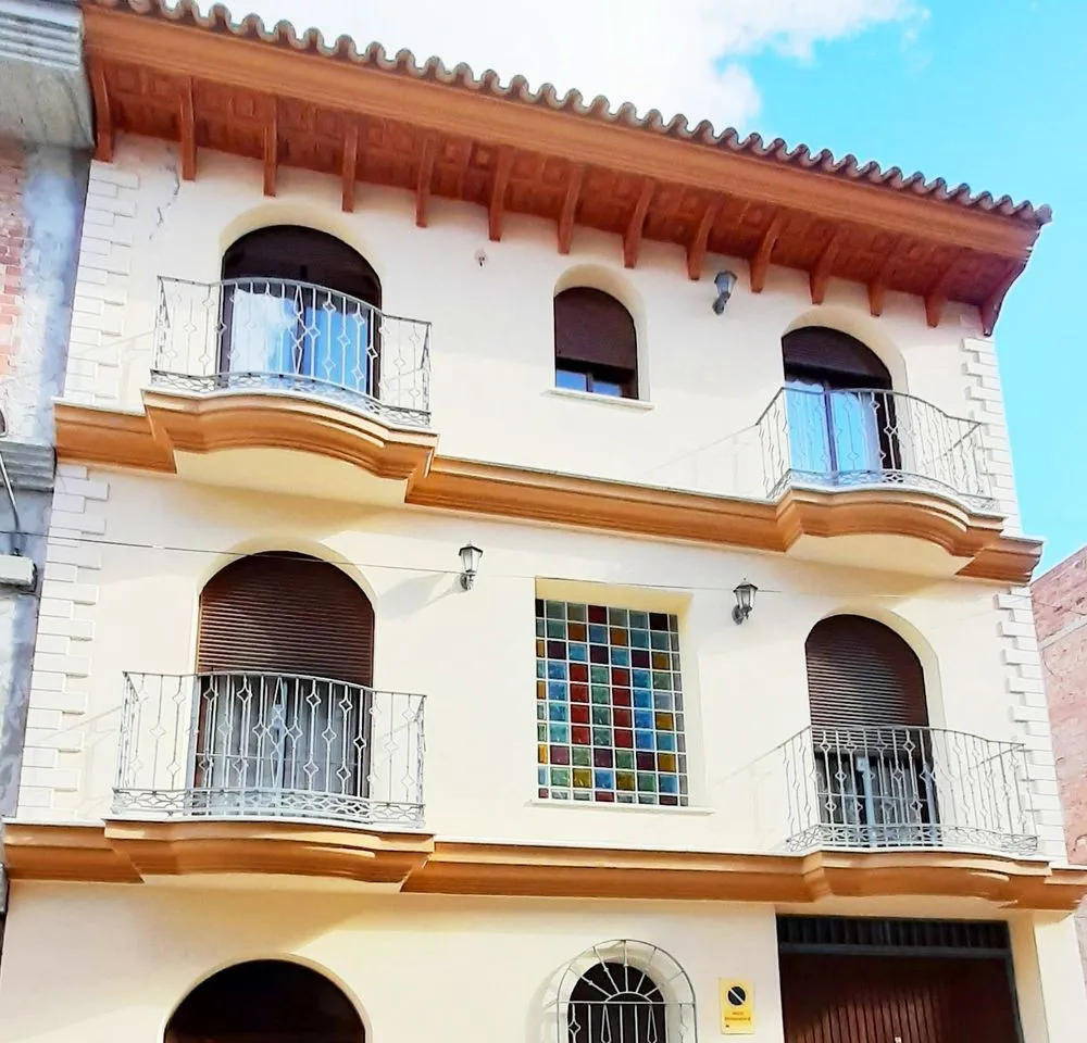 7004c73d-ee9a-43fa-8be1-9c1c18e91c4f