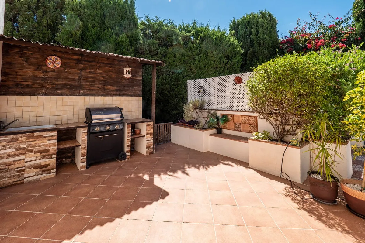 20abeb06-18b9-456c-bdde-0c1840f5fd2a