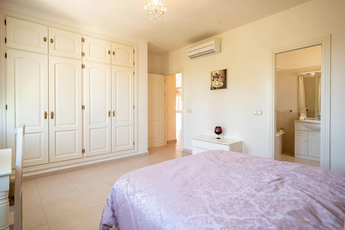 9c7e91e6-1316-4bc4-ae43-31fd085f7c56