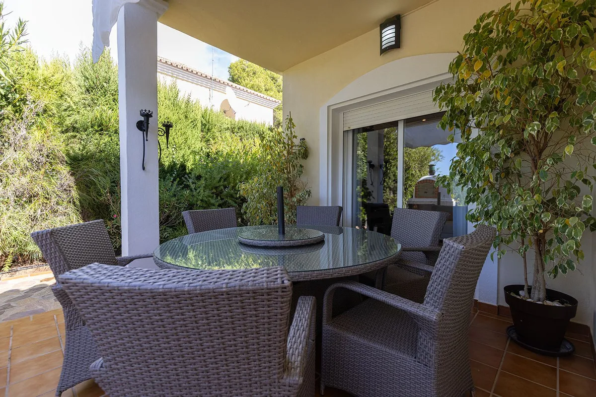 0c07054d-71be-48ec-b9e8-d342eae4abc9