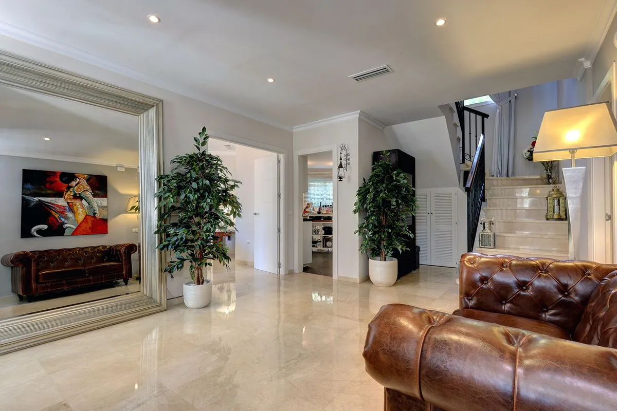 3dbfa724-a844-4417-a4da-804613a00238