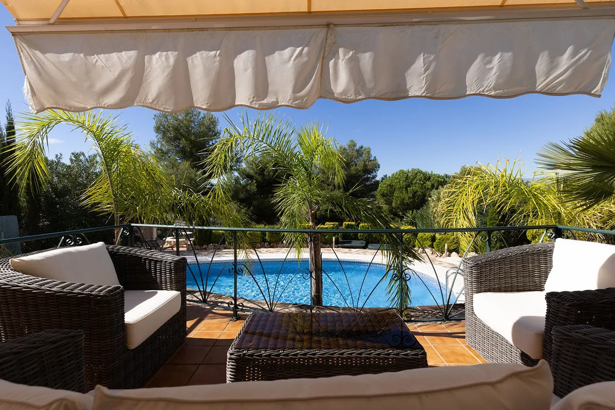 e1cdffd1-50da-42f1-920f-26482893aecb