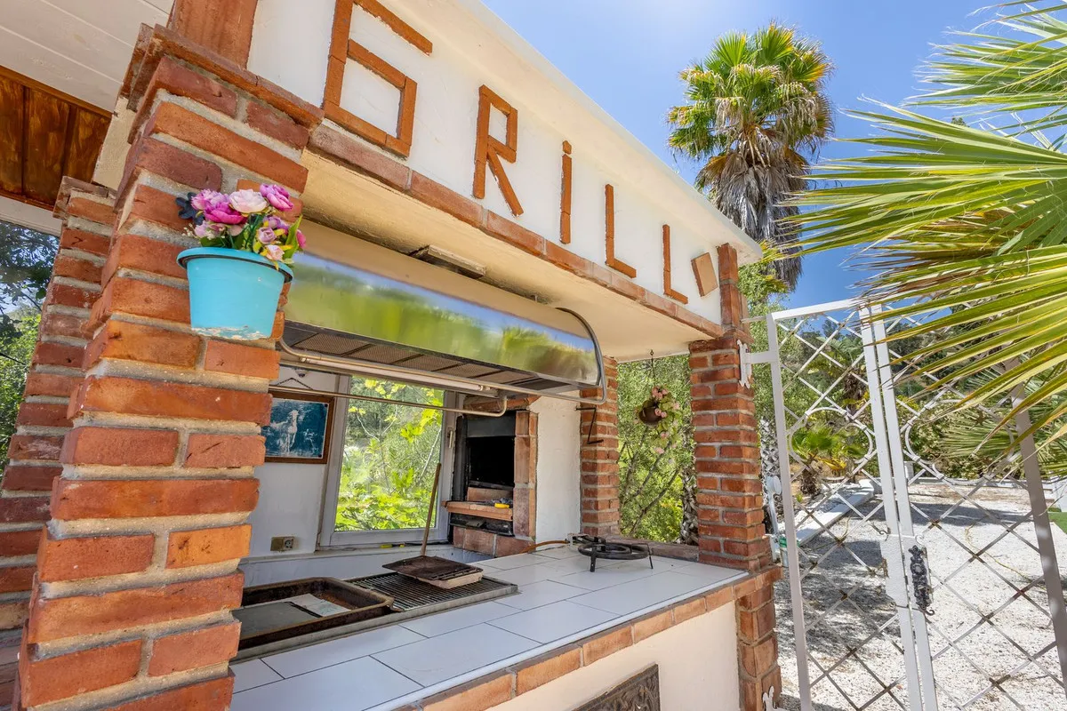 1f059484-1462-4e6b-a245-955343d456bb