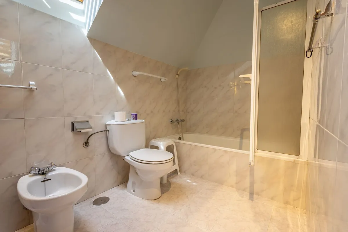 4fc82aa8-a107-47e6-97cc-000610d712f2