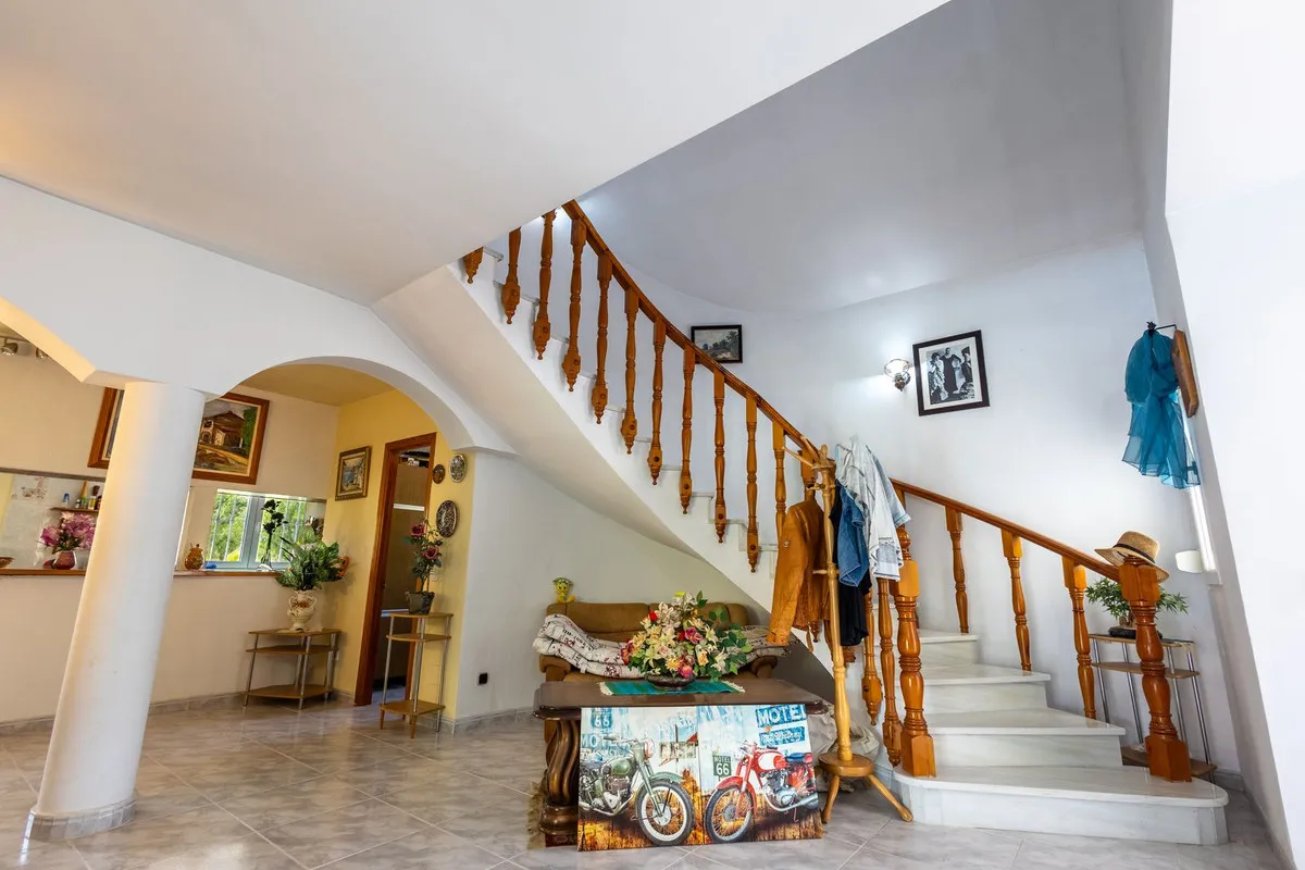 6808dfe7-ef67-4968-857a-9c8e1b7b62fd