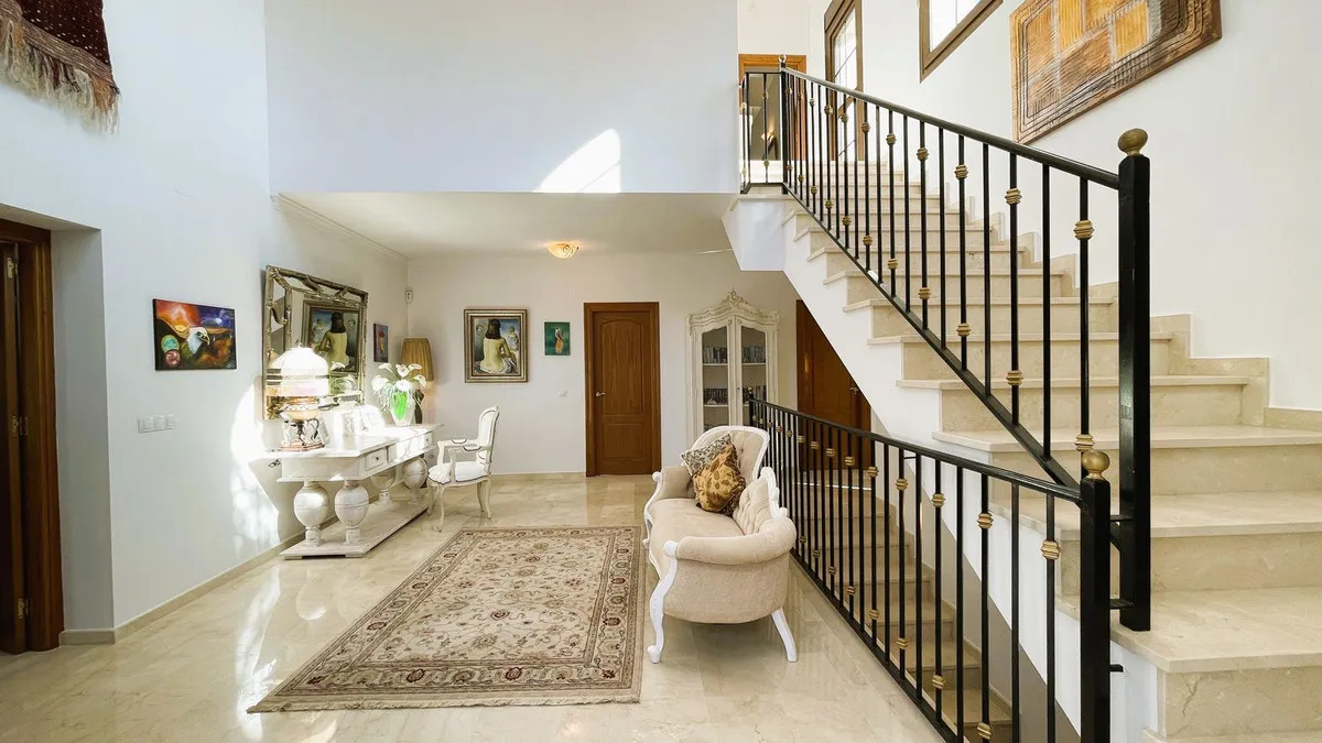 05942e87-3ade-4d9c-abef-b42ffb215345