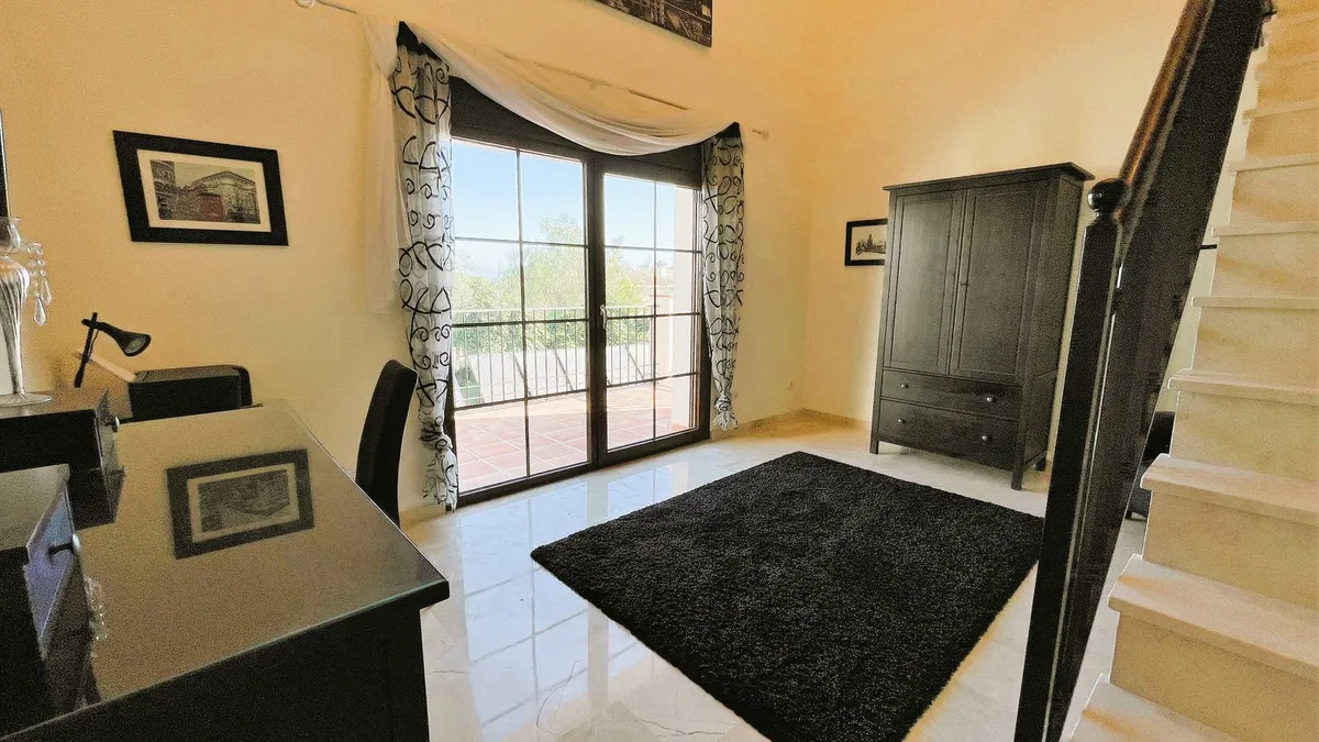 cbaf71bf-4da0-42a8-ad0e-0dcc49945fc8