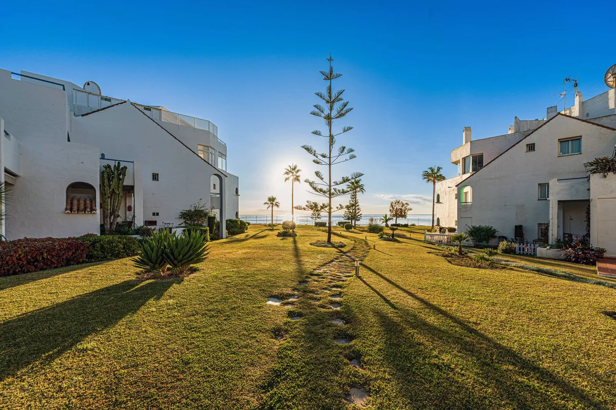 4af14c4a-f532-40ca-84dd-35e70cd9f320