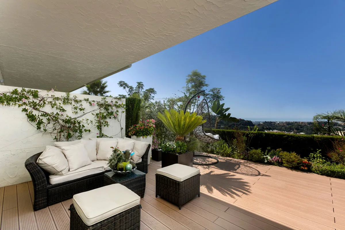 5bf2b877-5be5-4041-821f-9c94eecc5714