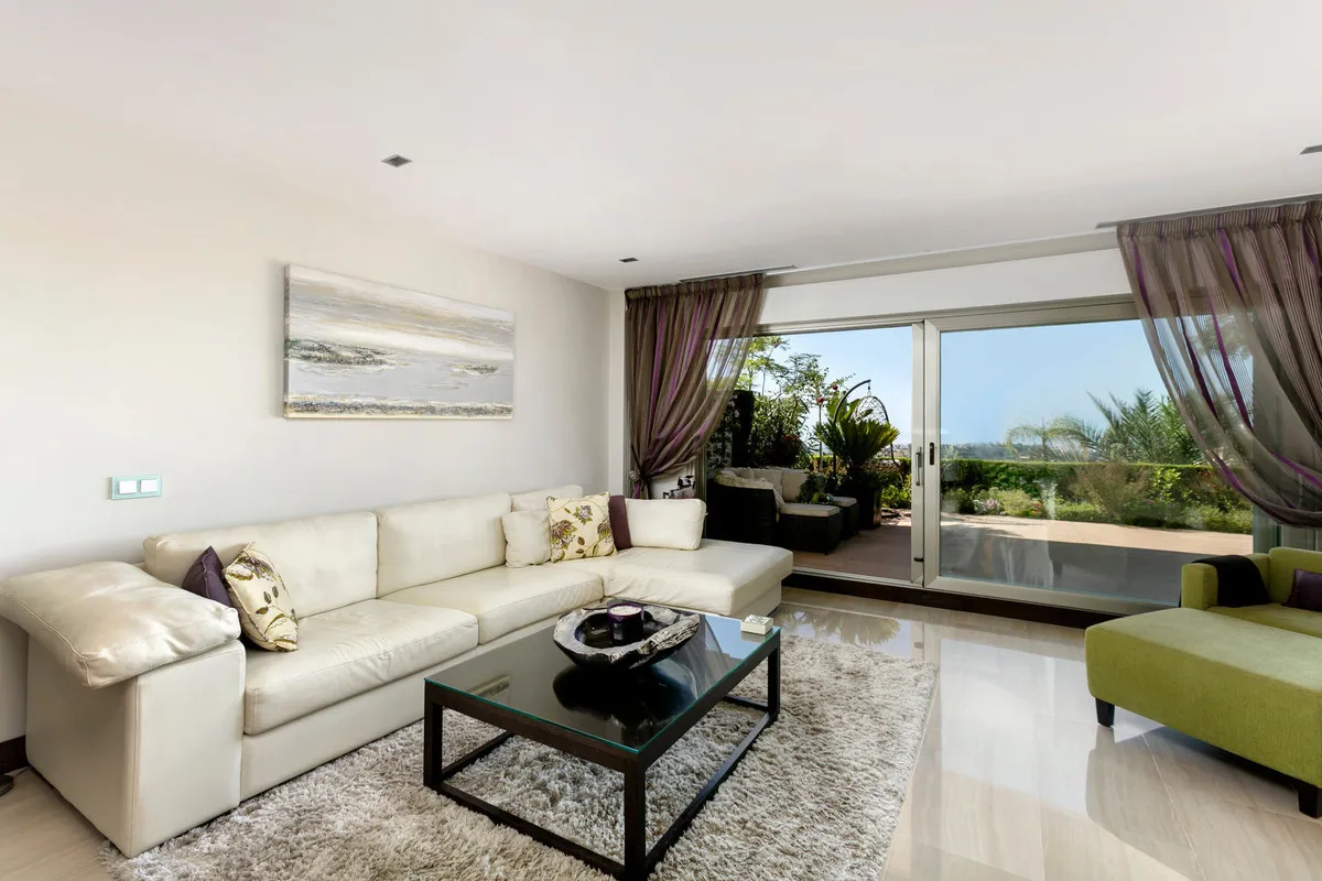 d55b8c7f-8dcf-441b-a7b2-750fbab045f5