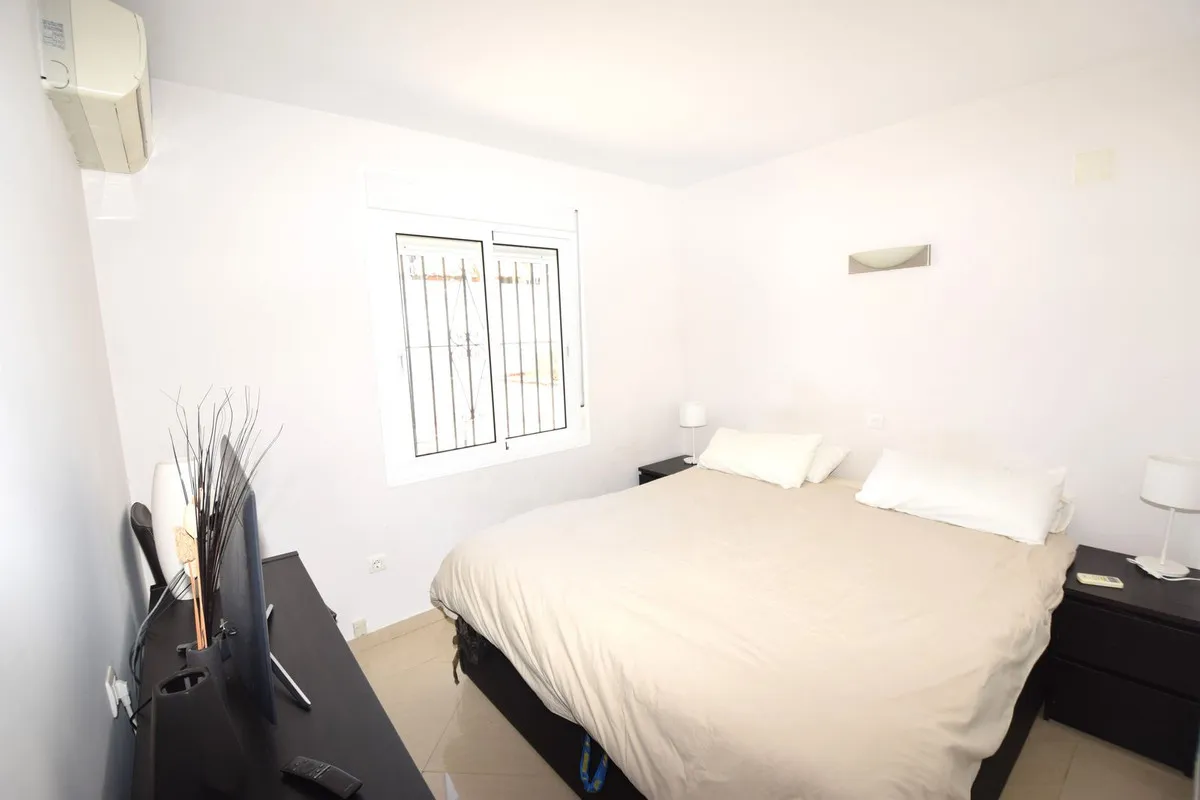 c6c239de-d513-41b1-80e1-a310e2a93ab5