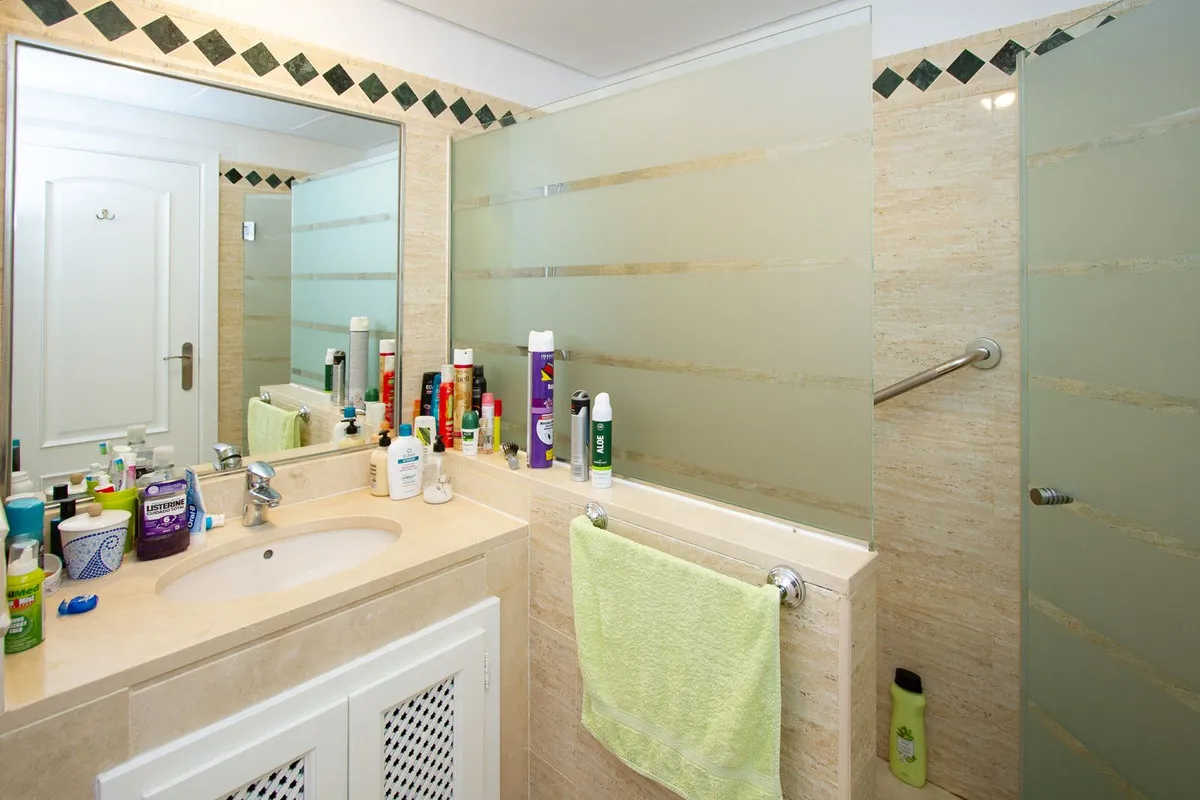 d65d7ebd-7935-4f91-96fb-7aa9c08d2f7c