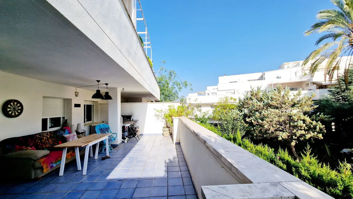 4d7de46a-8663-4cf2-bcd7-bfa3a5f99caf