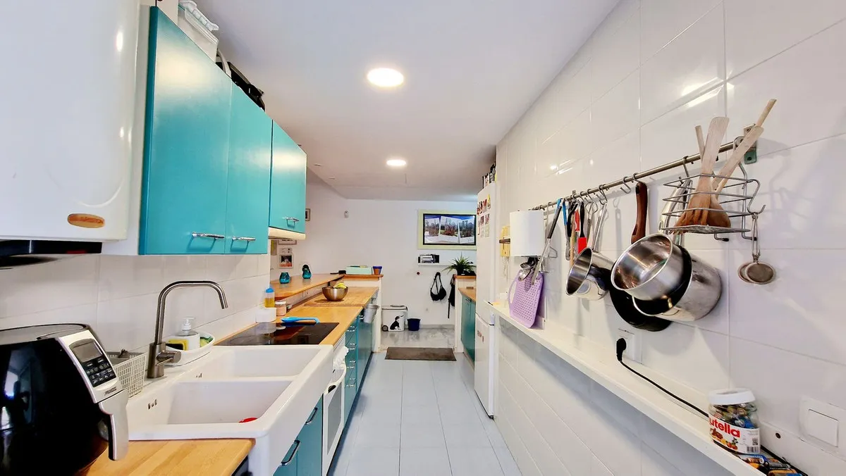 ab0c97d6-5852-4725-bd40-5c10e30be1be