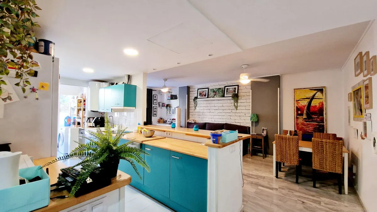 c5d8c348-9f37-4c9a-822c-f9481bf7aa7a