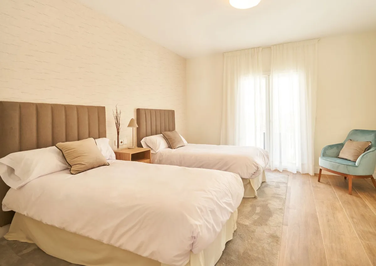 adca291f-e898-49b0-bc22-fca9b8a1e955