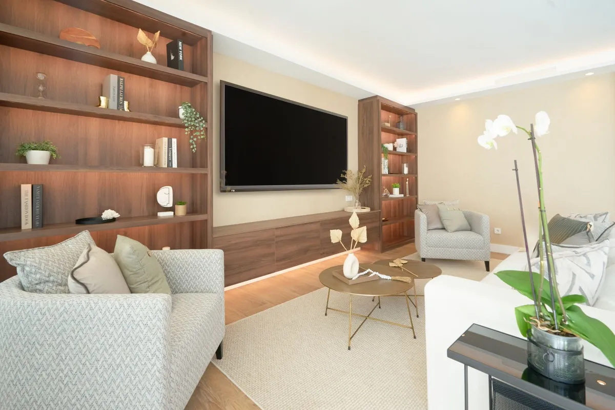 be5a33b4-9d70-40c1-b1c9-46c867e2d264