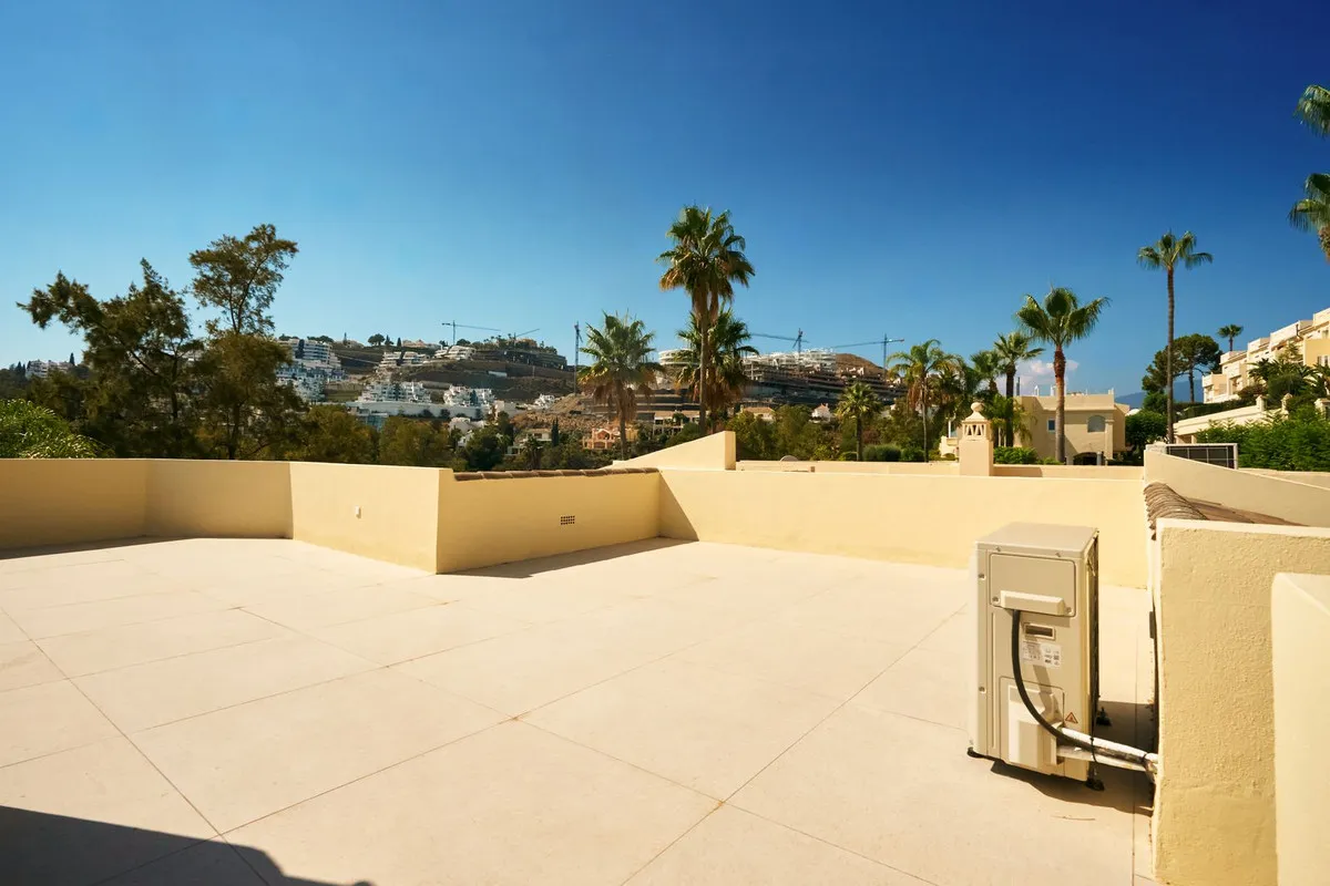 c4900da1-9d7b-4462-aa6a-9e00af40d3ab