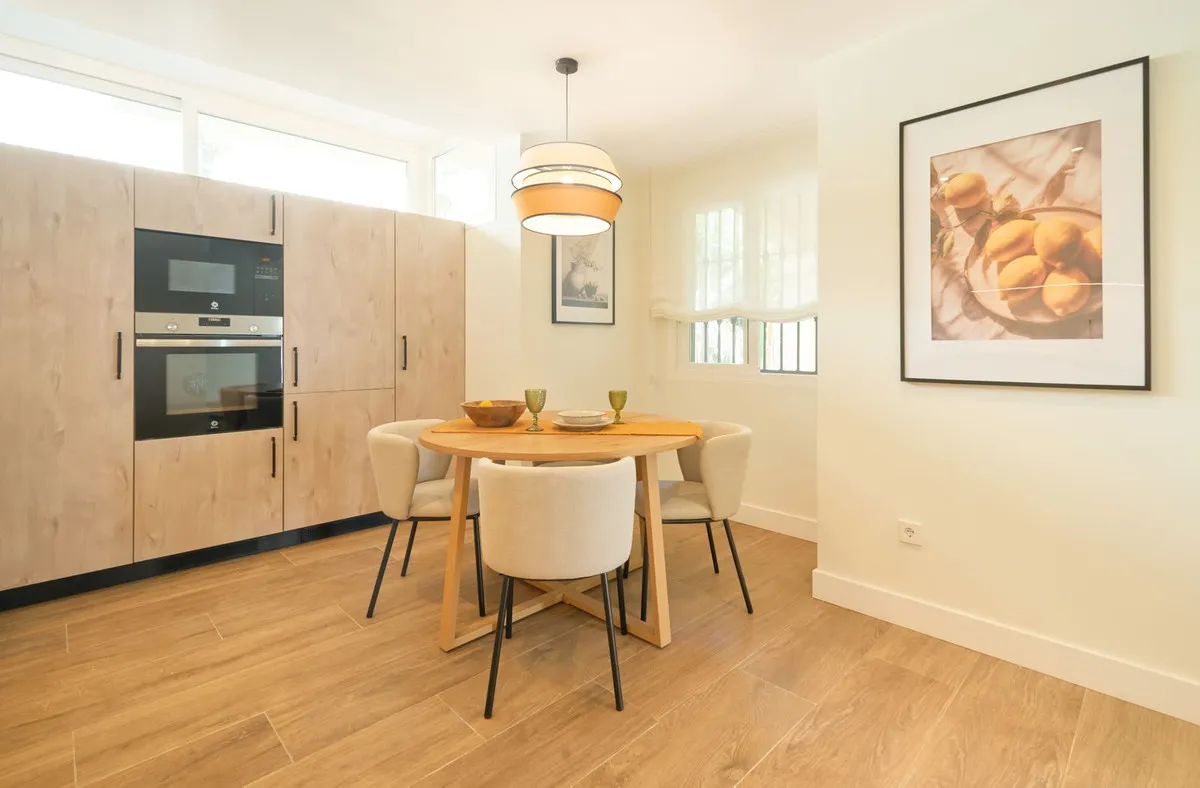 ebd194aa-4f2c-403b-931e-0a6c666b75c0