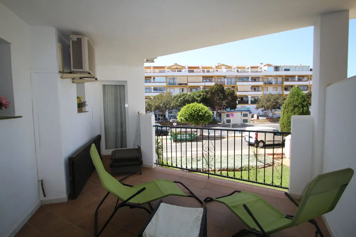 0f52c3b6-8120-4259-ae3f-987d38cf4b02