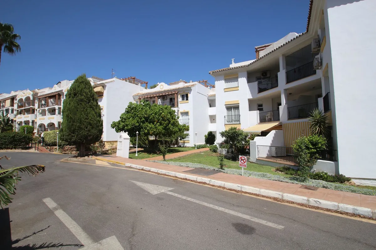 c7d91367-c779-4a06-bc5b-3ddc3f59bfd2