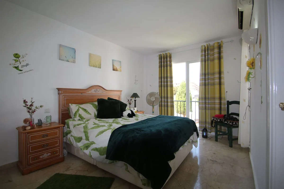 dd3b5c57-dad5-4a5f-9eea-fef9e301d5ad