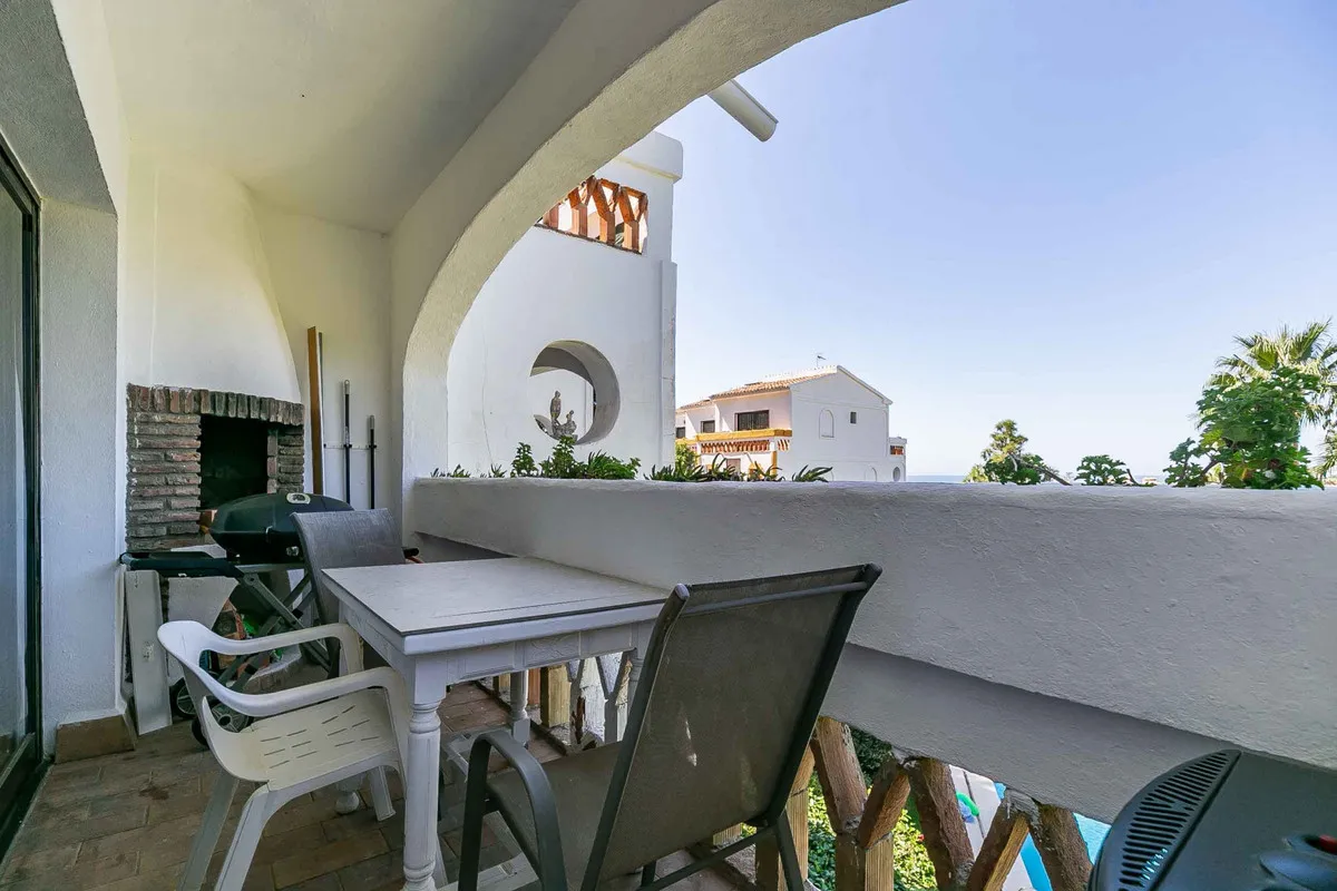 414c99ba-d6b4-4c0b-8acf-647a8939f7ae