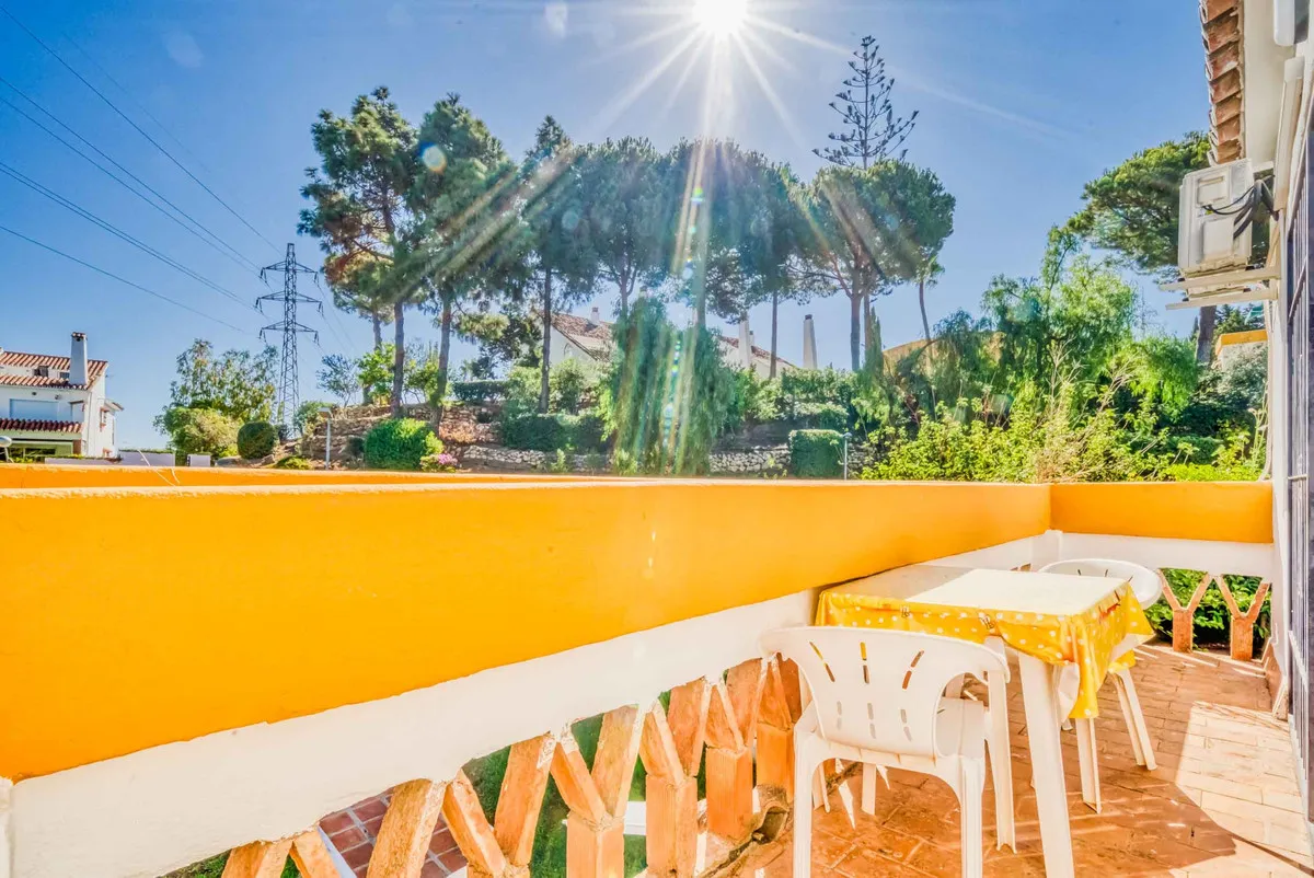 4e438a51-bcf6-42cf-becd-97be583c22b8