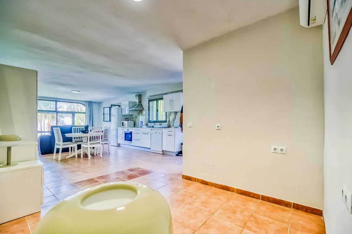 53c5f2c7-d269-4102-98b8-84994ad5db79