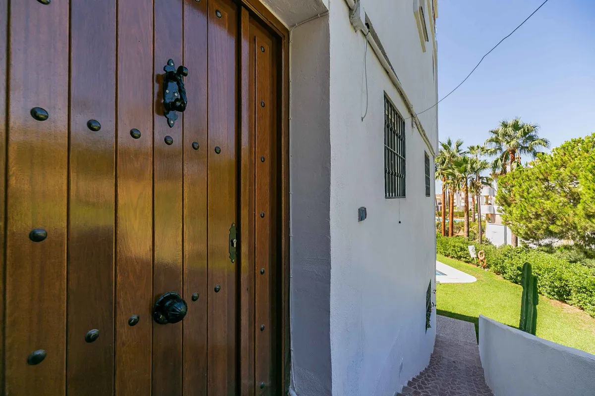 77500387-140a-4b44-83f4-98a177148a8a