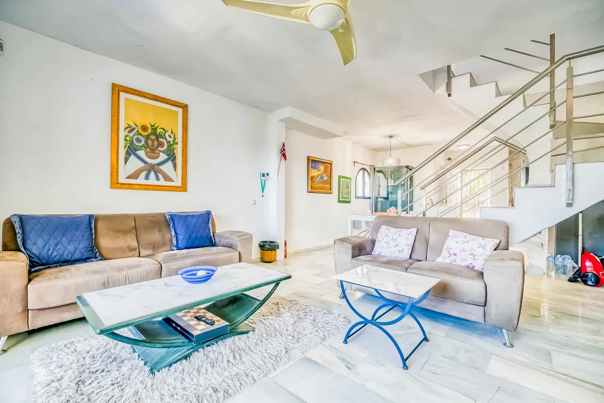 99f69714-97b2-4a3b-a707-e0cabd68db81