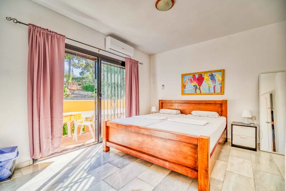 ba21d854-8997-4fb4-a743-b2d4c6a0b16a