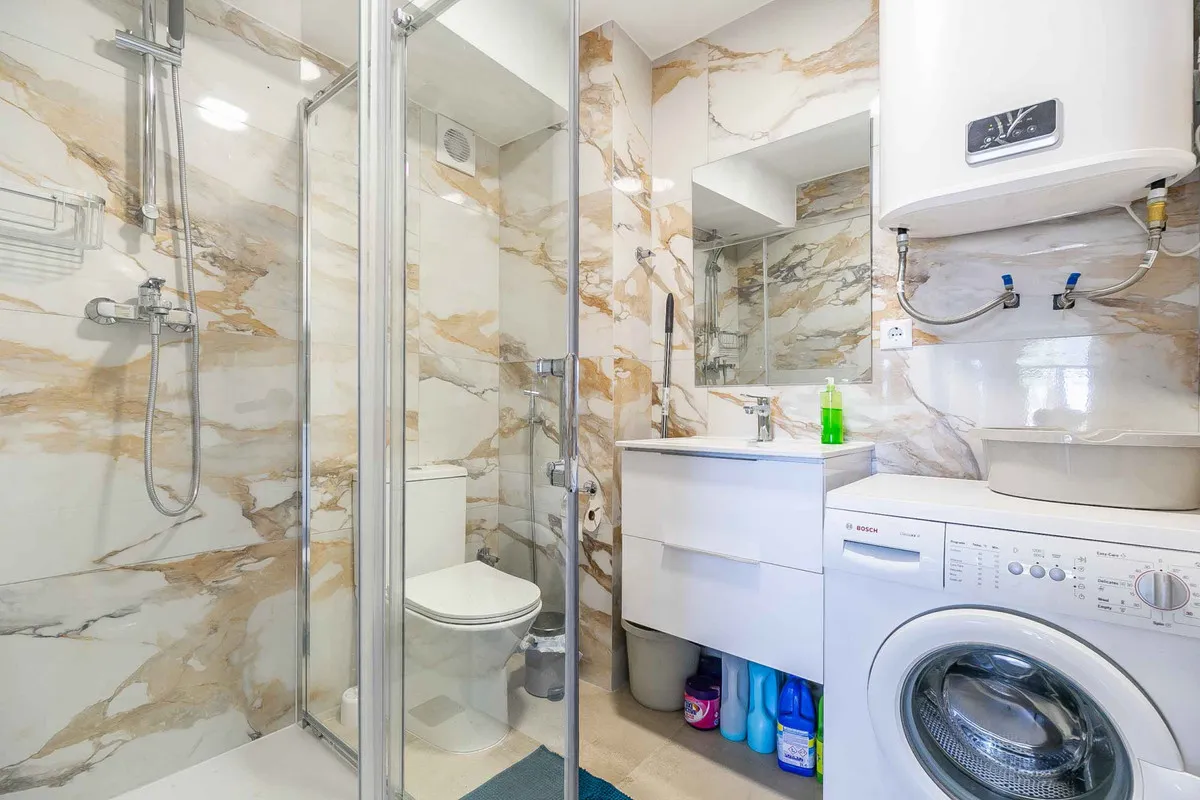 c2143064-6ffe-4800-abd0-7b6bcf5bdd99