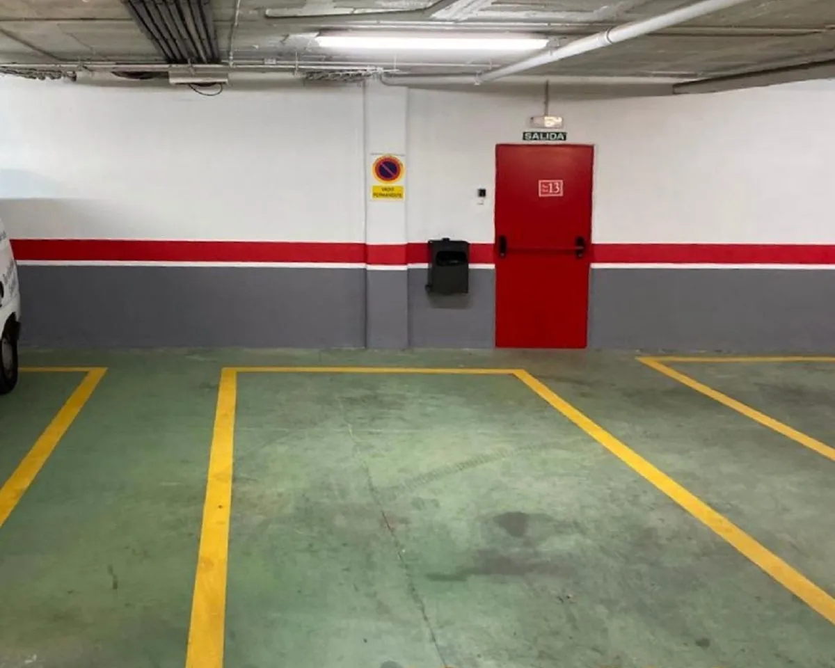 ce3e2aa3-c09b-4c81-b8e9-c11ddd7d1943