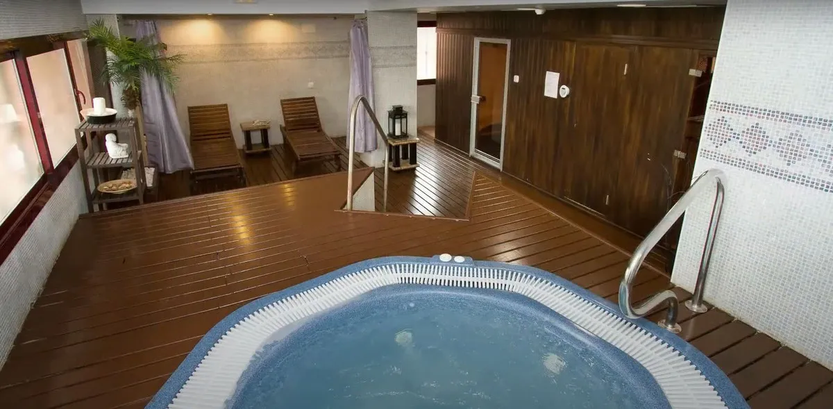 f99a7cb3-d268-48e9-ba76-c4490c1d09cf