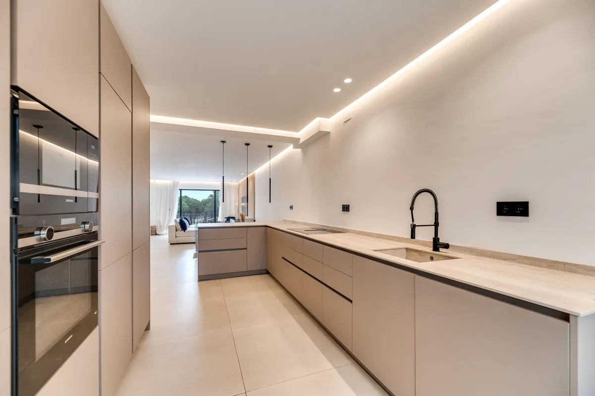 a5add61e-8ddc-4e59-9ce3-7991bec58016