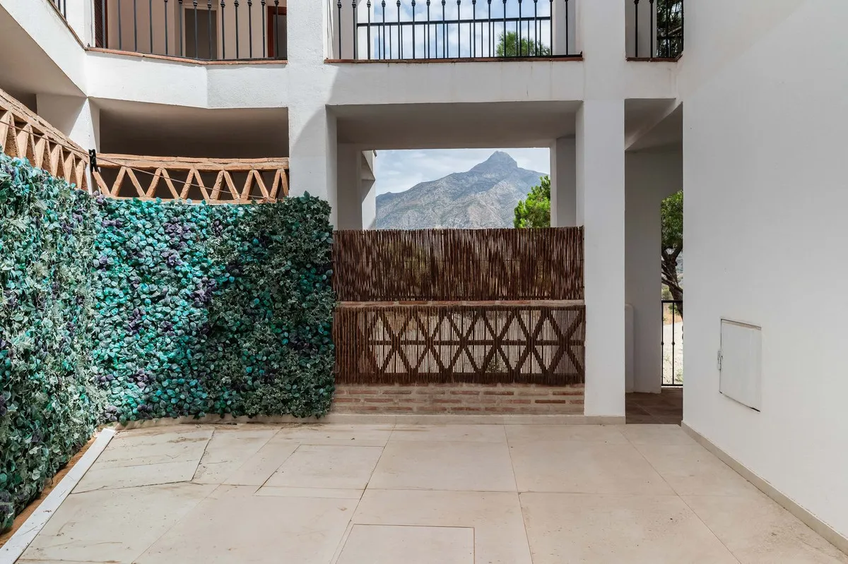 b6329ab5-a0a0-4680-843c-4c76cbe8949b