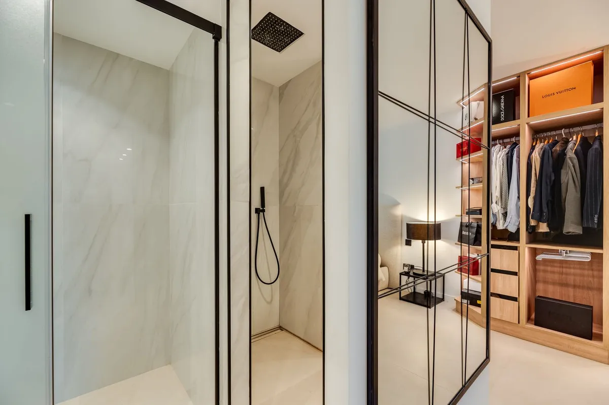 b853a892-e8da-4f9c-8554-90149bb5d270