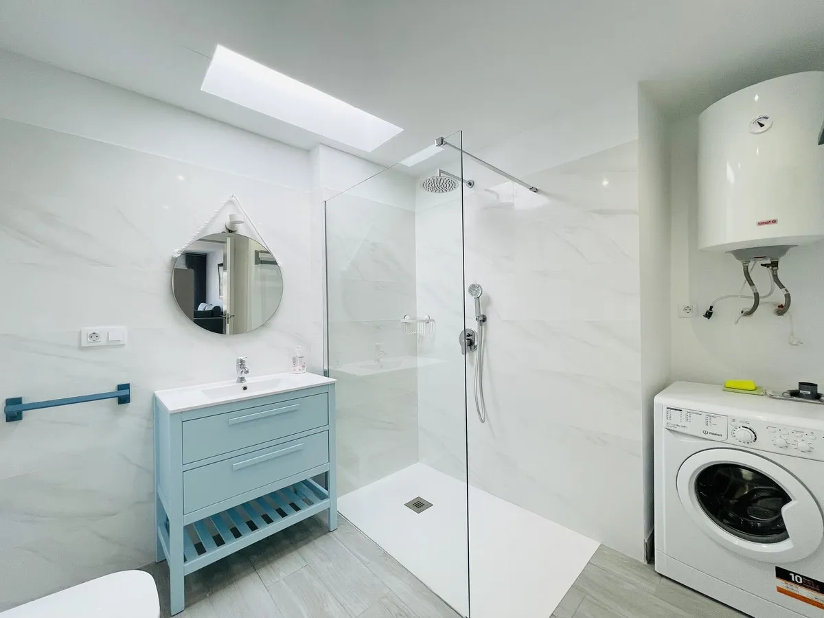 49676768-78b7-4cb1-9de9-25eeb2906f5c