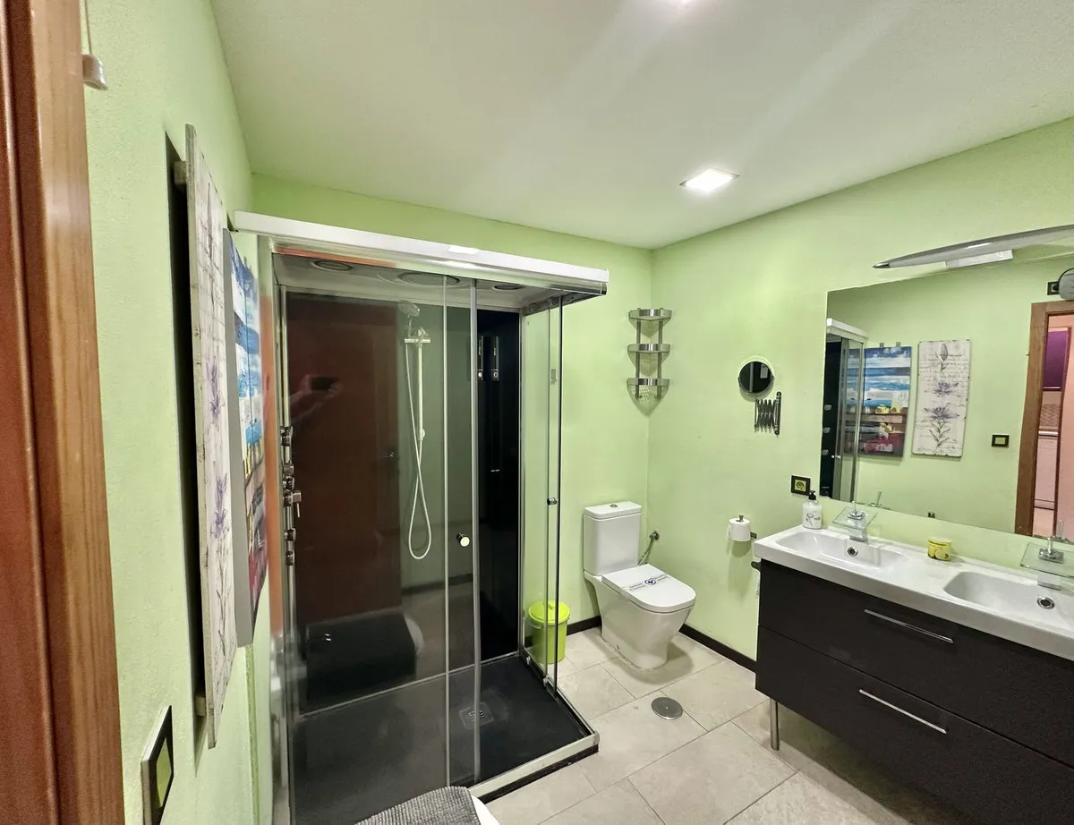 127858c5-dea3-43e4-afb8-e19478328b56