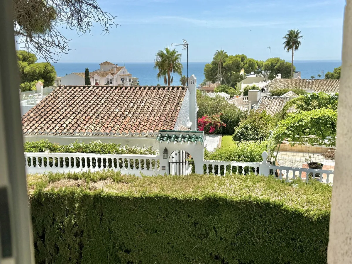 fa610447-e7ca-4c8c-ac6e-a896e3fccdf3