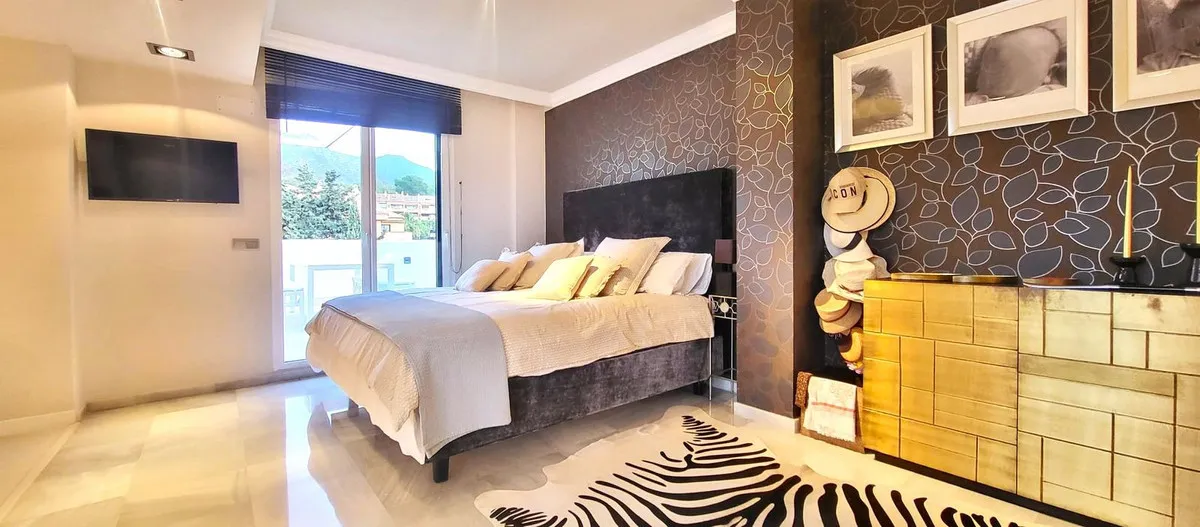 06c44624-d71d-4bf1-a8de-1a459b3d8322