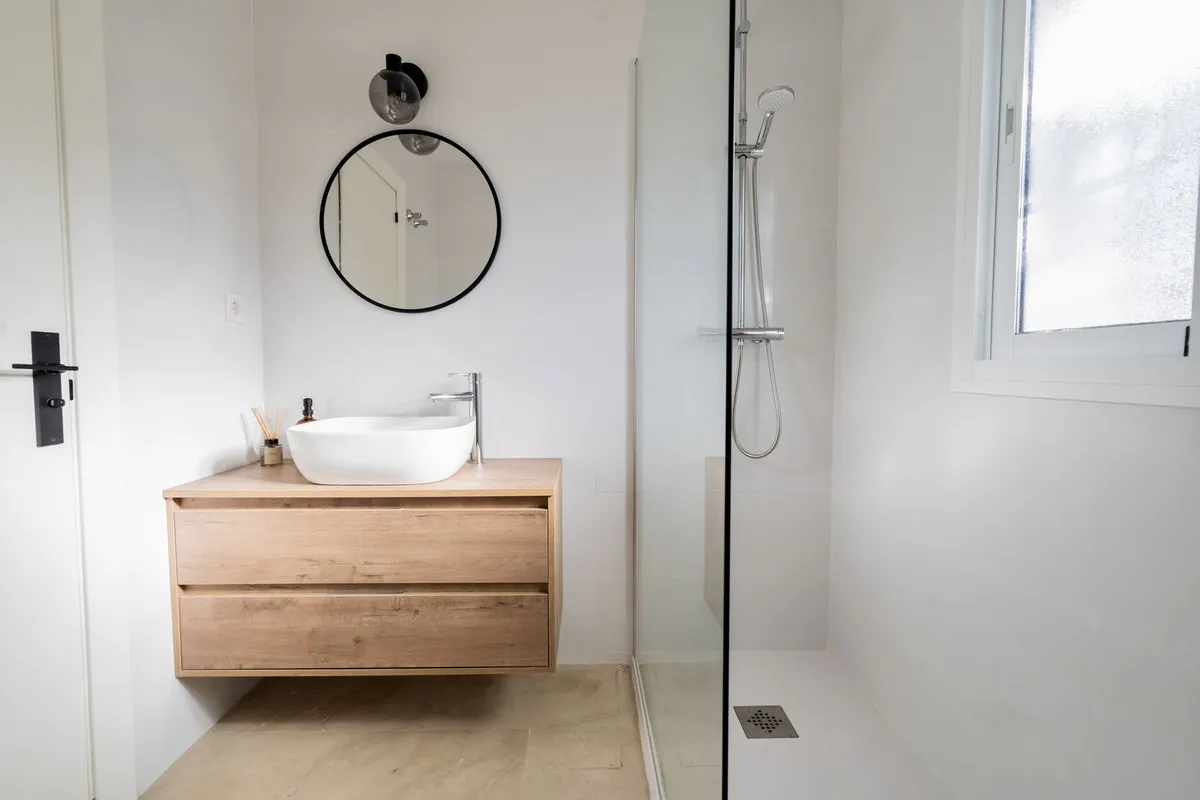 ee991e43-b5d5-403e-9d31-02df0b6367f0