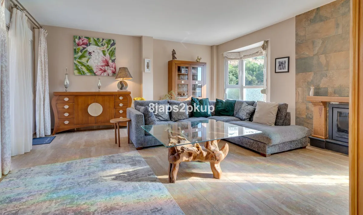 2016c323-4a1d-4322-9090-bb30408e5465