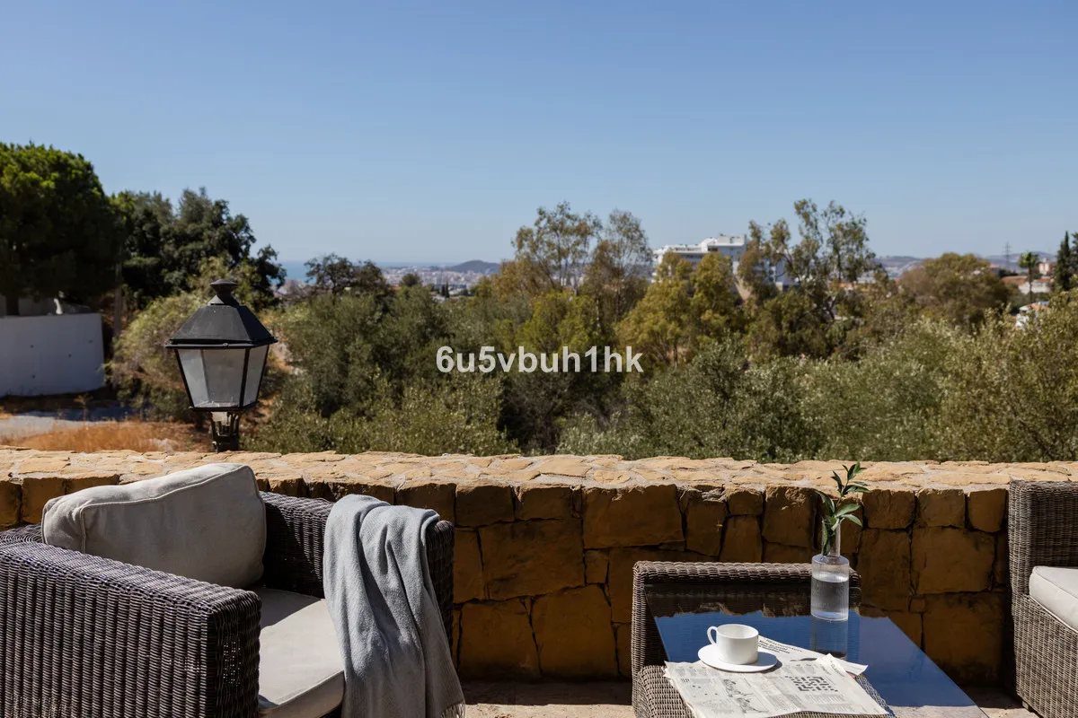 8d22e35a-f165-461d-859c-92a1a8d2342b